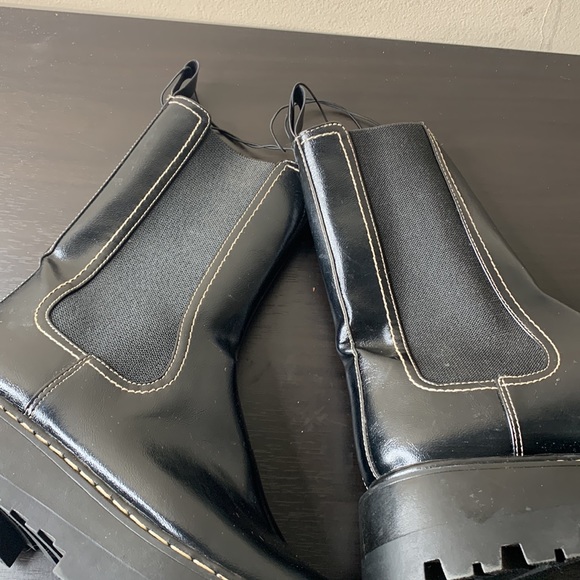 H&M Women’s Chelsea Boots Black 7 - Picture 5 of 8